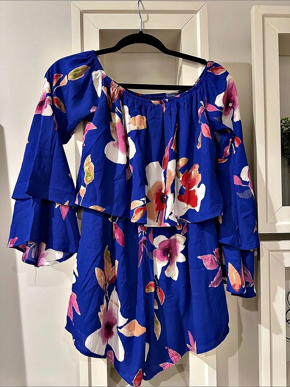 Pink Lily Floral Romper in Blue & Pink Size Small